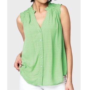 NWT GibsonLook Sleeveless Smocked Yoke Tie Front Blouse - Midori Green